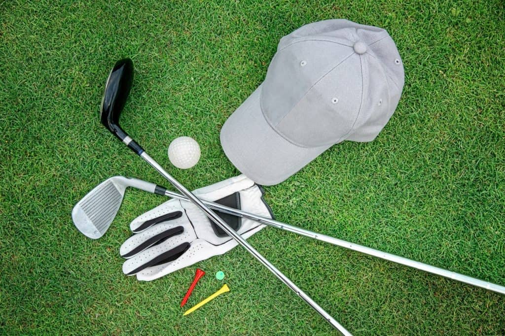 Apprendre à jouer au golf nos conseils pour bien débuter en août 2020