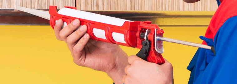 pistolet à silicone métallique