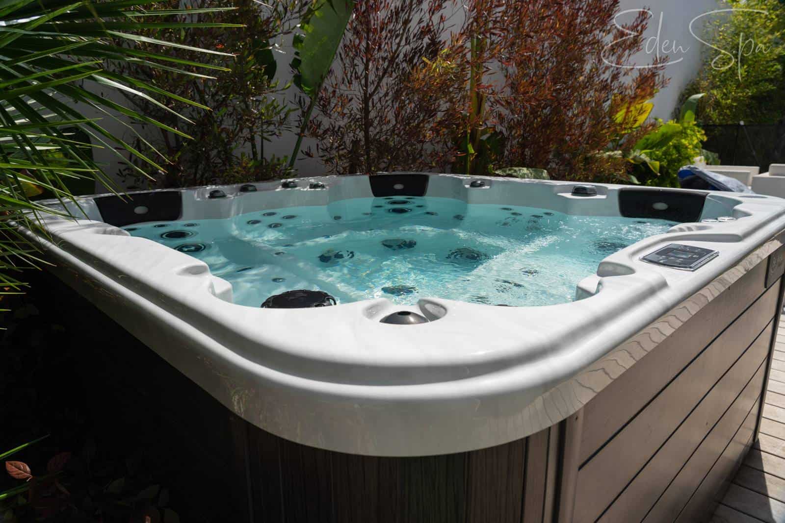 Les meilleurs jacuzzis d'extérieur du moment en septembre 2024