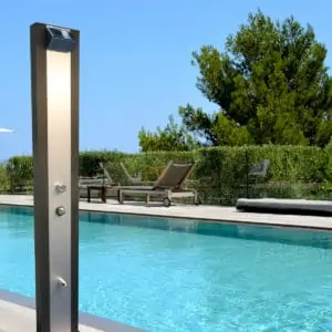 douche de jardin solaire moderne