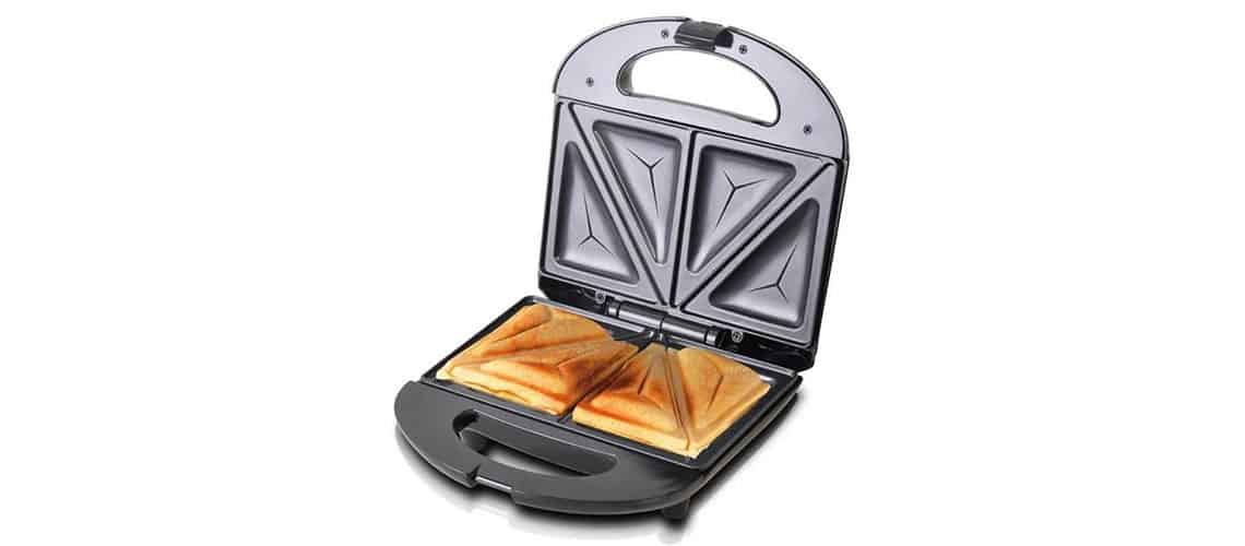 Taylor Swoden - Bruno Appareil à Croque Monsieur 3 En 1 Gaufrier Plaque De Cuisson 1200W Pour 4 Sandwichs Tôle Antiadhésive Amovible Rotation 180° Pour Une Cuisson Rapide Et Uniforme, Sans BPA