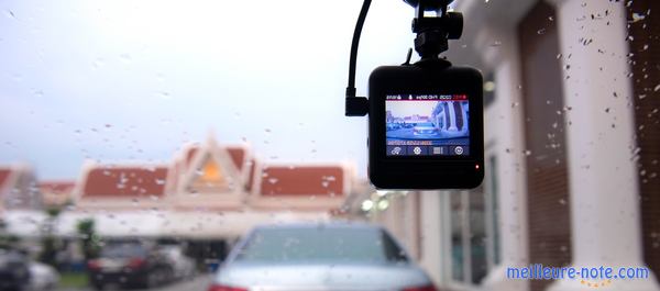 Une dashcam en plein enregistrement