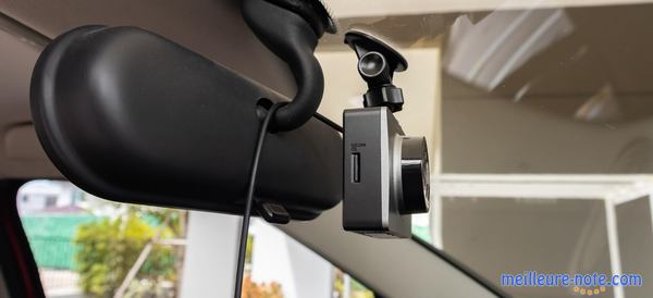 Une dashcam moderne et design