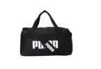 un sac de sport noir en marque puma