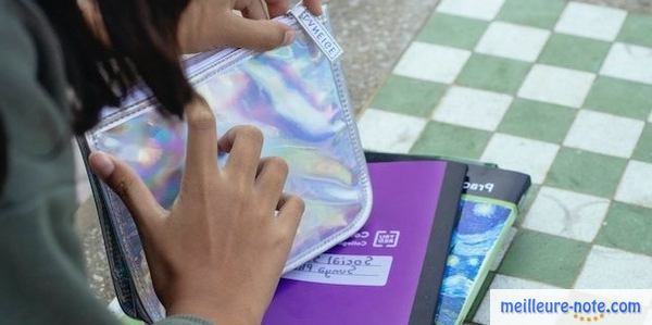 Une trousse pour fille