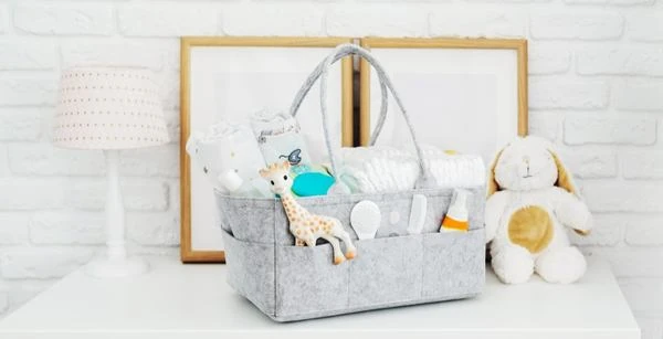 un sac remplis de jouet